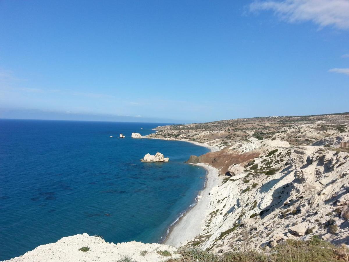 Swimmers' Paradise Pissouri Exterior foto